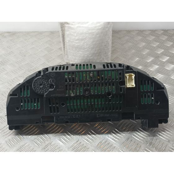 Cuadro Instrumentos Para Mercedes Clase C  Berlina