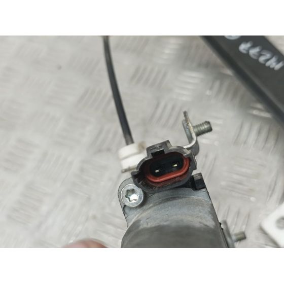Elevalunas Trasero Derecho Para Ssangyong Rodius