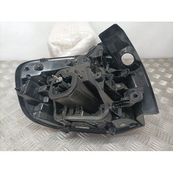 Piloto Trasero Derecho Para Citroen C4