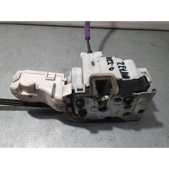 Cerradura Puerta Delantera Izquierda Para Fiat Tipo Ii Fam