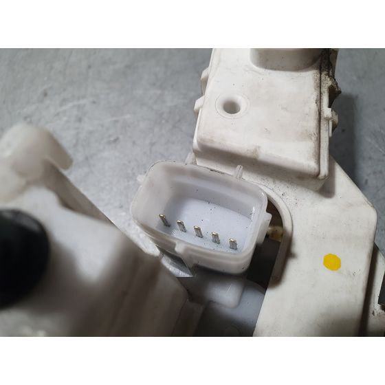 Cerradura Puerta Delantera Izquierda Para Fiat Tipo Ii Fam