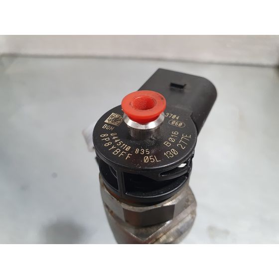Inyector para Volkswagen Passat Variant (Cb5)