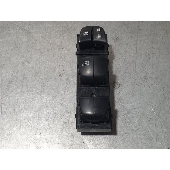 Mando Elevalunas Delantero Izquierdo para Nissan Pulsar (C13)