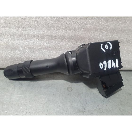 Mando Limpia para Toyota Yaris