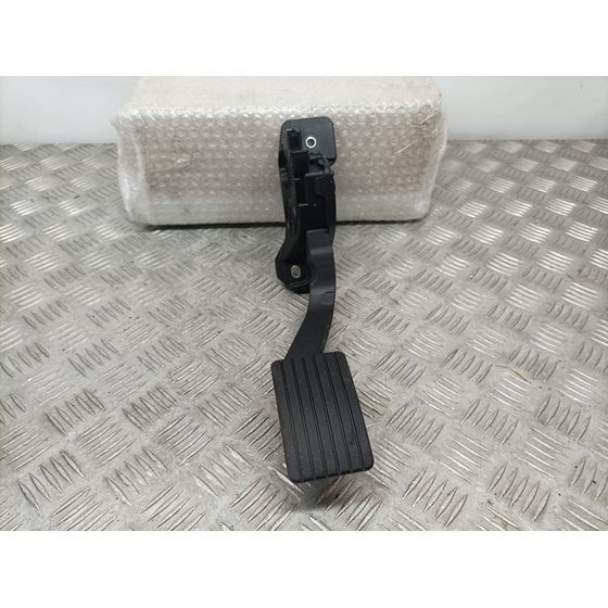 Potenciometro Pedal para Mitsubishi Space Star 120