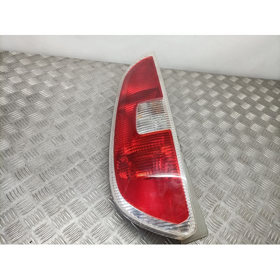 Piloto Trasero Izquierdo Para Skoda Roomster
