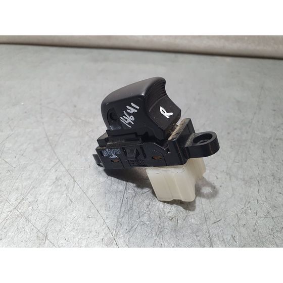 Mando Elevalunas Trasero Izquierdo para Nissan Qashqai (J11)