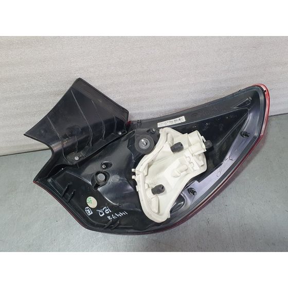 Piloto Trasero Izquierdo para Opel Astra J Lim.