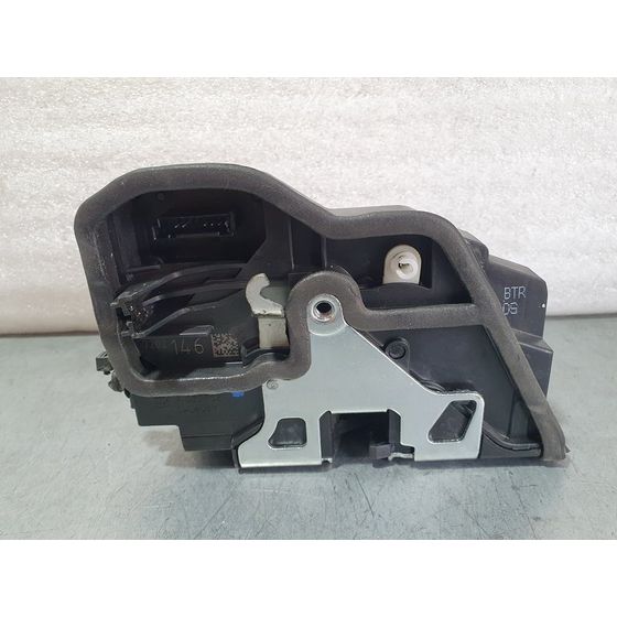 Cerradura Puerta Delantera Derecha Para Bmw Serie 7