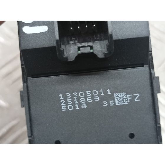 Mando Elevalunas Delantero Izquierdo Para Opel Astra J Lim.