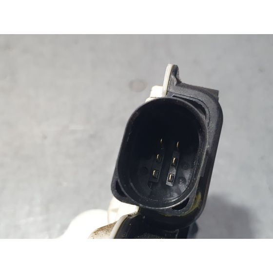 Cerradura Puerta Delantera Derecha Para Volkswagen Tiguan
