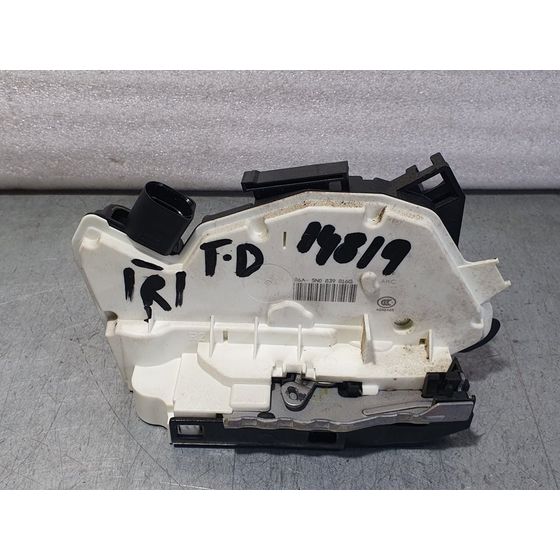 Cerradura Puerta Trasera Derecha Para Volkswagen Tiguan
