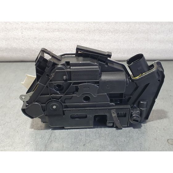 Cerradura Puerta Trasera Derecha Para Volkswagen Tiguan