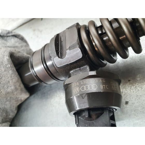 Inyector Para Skoda Roomster
