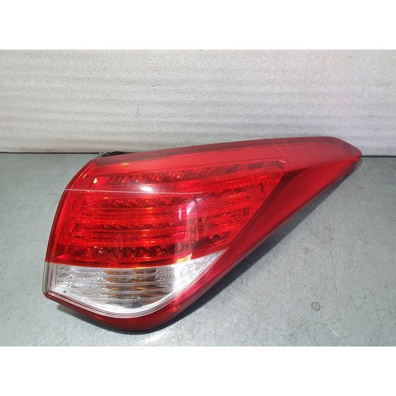 Piloto Trasero Derecho para Hyundai I40