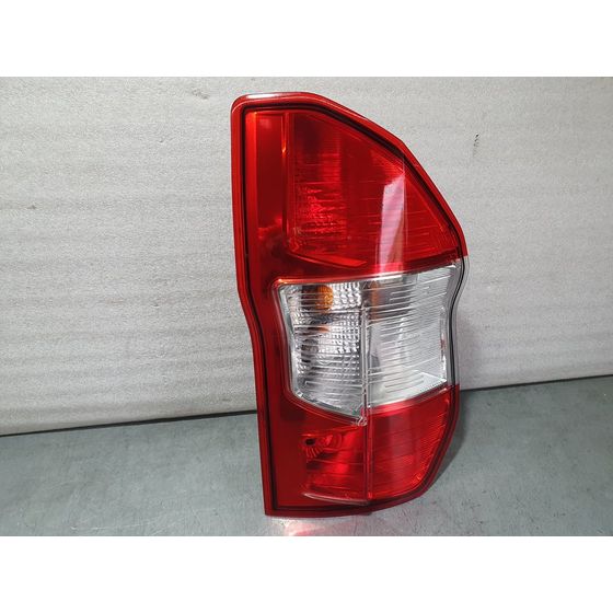 Piloto Trasero Izquierdo Para Ford Transit Courier