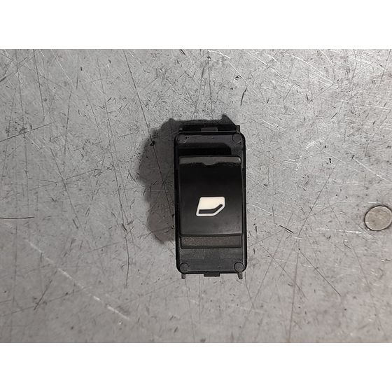 Mando Elevalunas Trasero Izquierdo Para Peugeot 3008