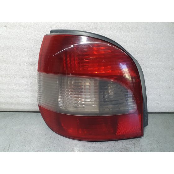 Piloto Trasero Izquierdo para Renault Scenic