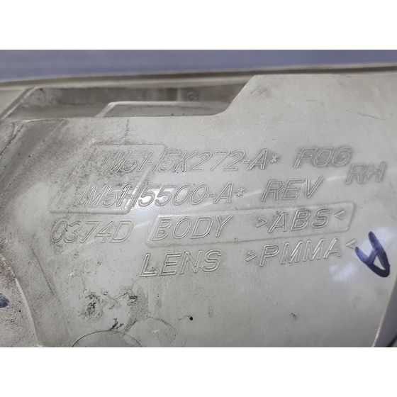 Piloto Trasero Derecho Paragolpes Para Ford Focus Berlina