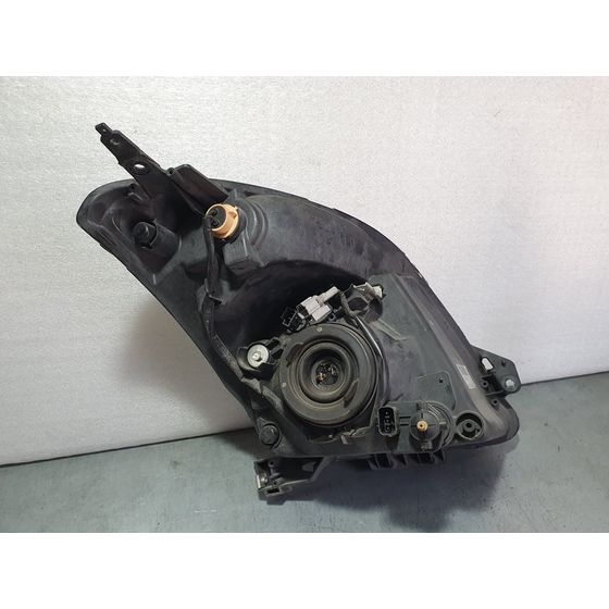 Faro Izquierdo Para Suzuki Swift Berlina
