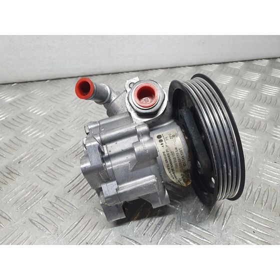 Bomba Direccion Para Audi A4 Berlina