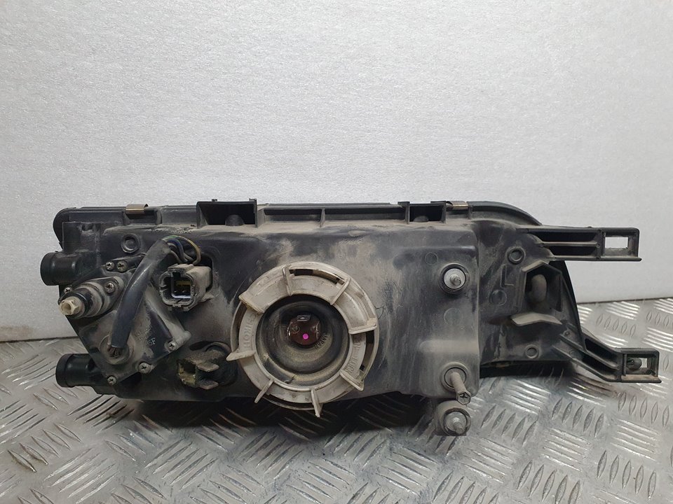 Faro Izquierdo Para Nissan Almera