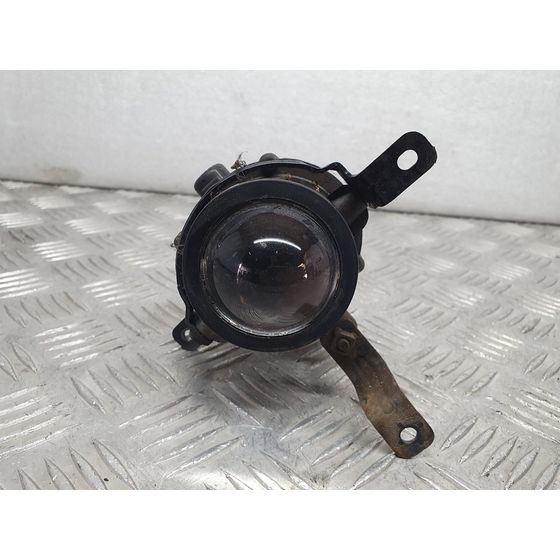 Faro Antiniebla Derecho Para Kia Cerato