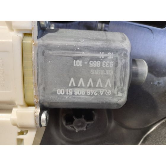 Elevalunas Delantero Izquierdo para Mercedes-Benz Clase Gla (W156)