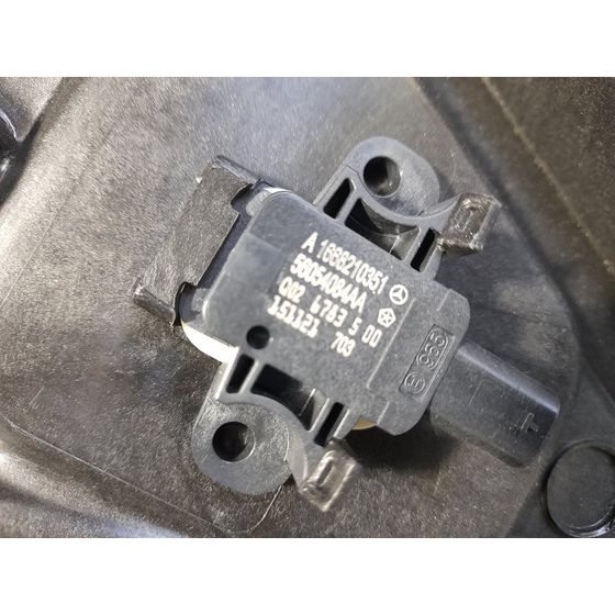 Elevalunas Delantero Izquierdo para Mercedes-Benz Clase Gla (W156)