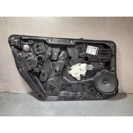 Elevalunas Delantero Izquierdo para Mercedes-Benz Clase Gla (W156)