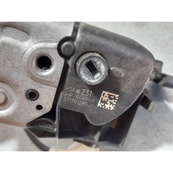 Cerradura Puerta Delantera Izquierda  Para Peugeot 3008