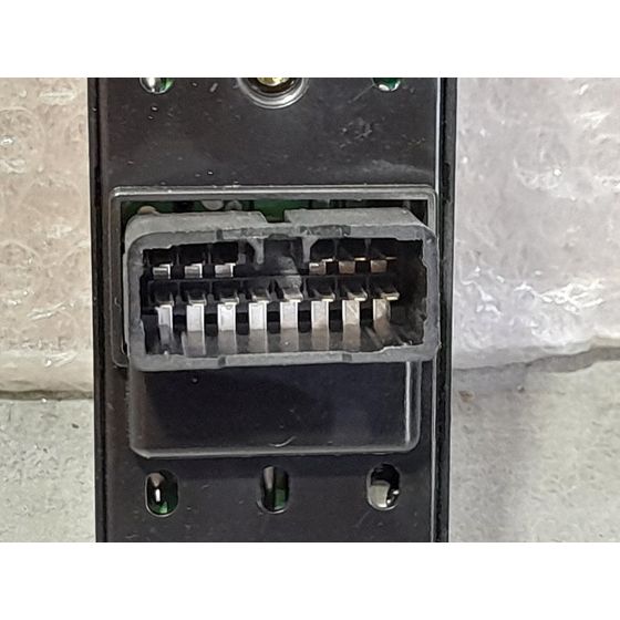Mando Elevalunas Delantero Izquierdo para Kia Sportage