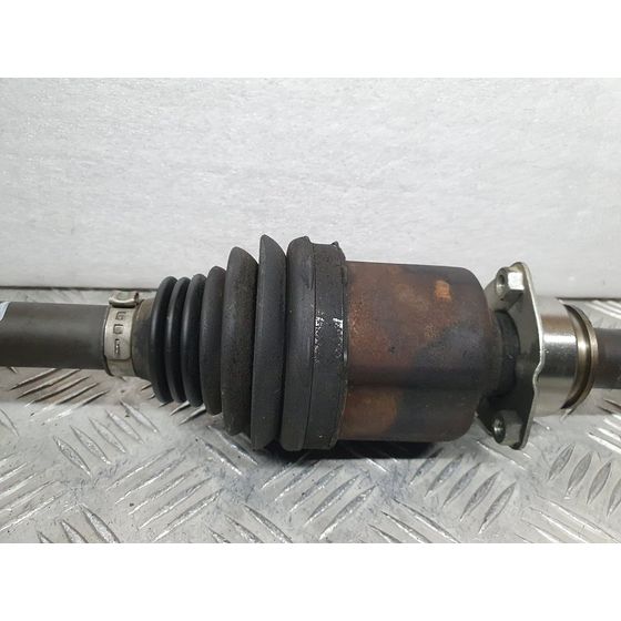 Transmision Delantera Derecha Para Opel Combo D