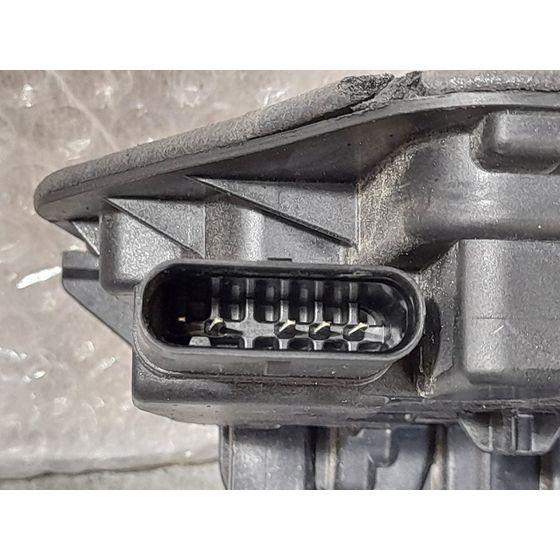 Cerradura Puerta Delantera Derecha Para Bmw Serie 1 Lim.