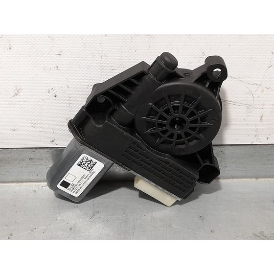 Motor Elevalunas Delantero Derecho Para Bmw Serie 1 Lim.