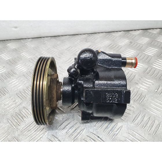 Bomba Direccion Para Nissan Kubistar