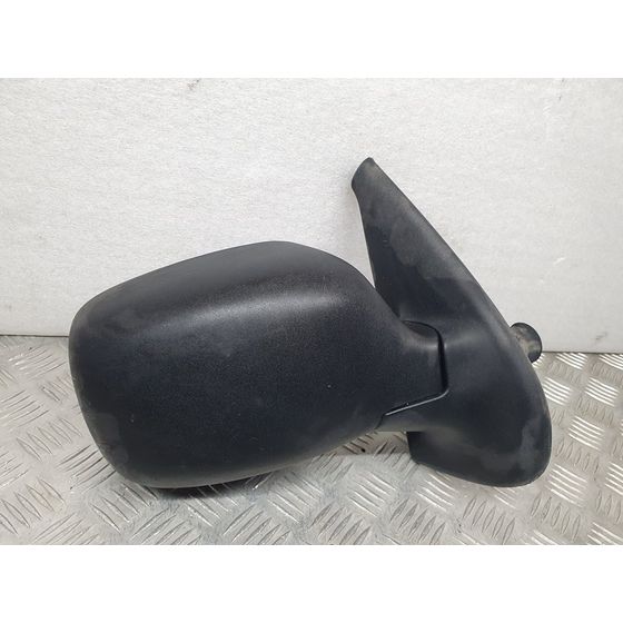 Retrovisor Derecho para Nissan Kubistar (X76)