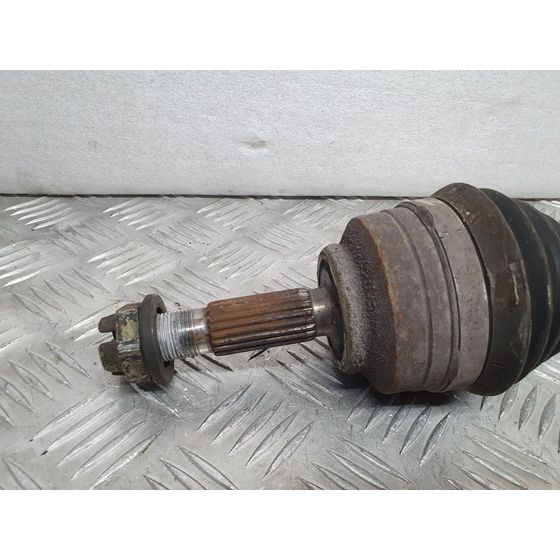 Transmision Delantera Izquierda Para Nissan Kubistar