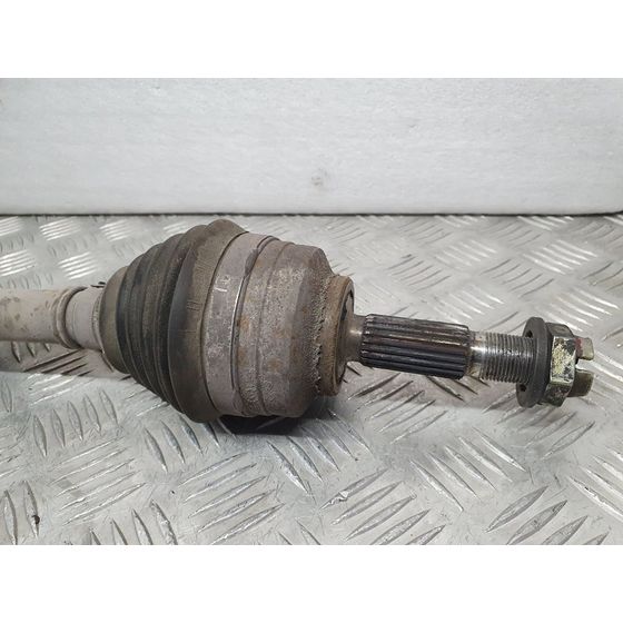 Transmision Delantera Derecha Para Nissan Kubistar