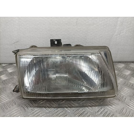 Faro Derecho Para Seat Cordoba Berlina