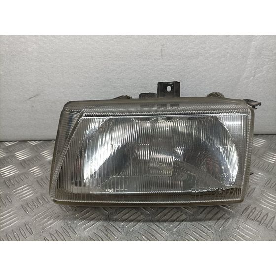 Faro Izquierdo para Seat Cordoba Berlina (6K2)