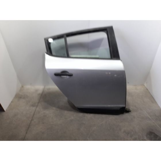 Puerta Trasera Derecha Para Renault Megane Iii Berlina 5 P