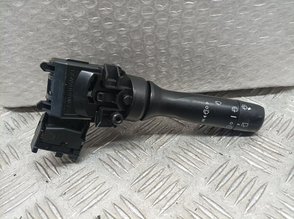 Mando Limpia Para Toyota Yaris