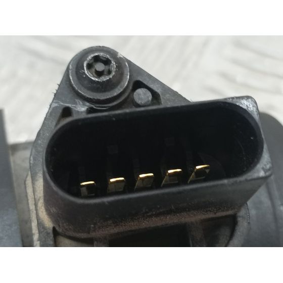 Caudalimetro Para Volkswagen Golf V Berlina