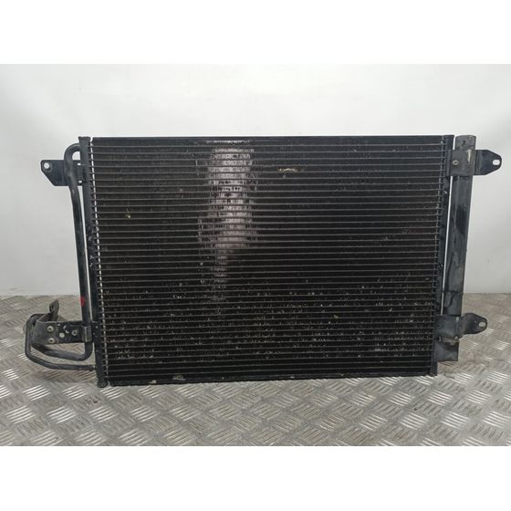 Condensador / Radiador Aire Acondicionado Para Volkswagen Golf V Berlina