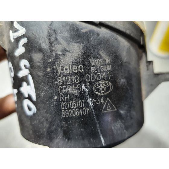Faro Antiniebla Derecho para Toyota Auris