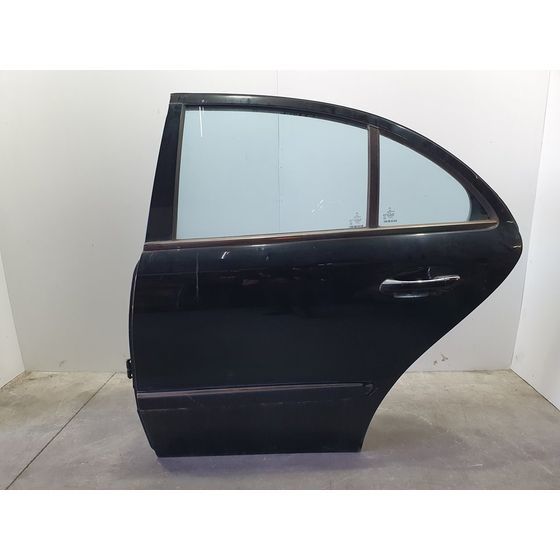 Puerta Trasera Izquierda Para Mercedes Clase E Berlina