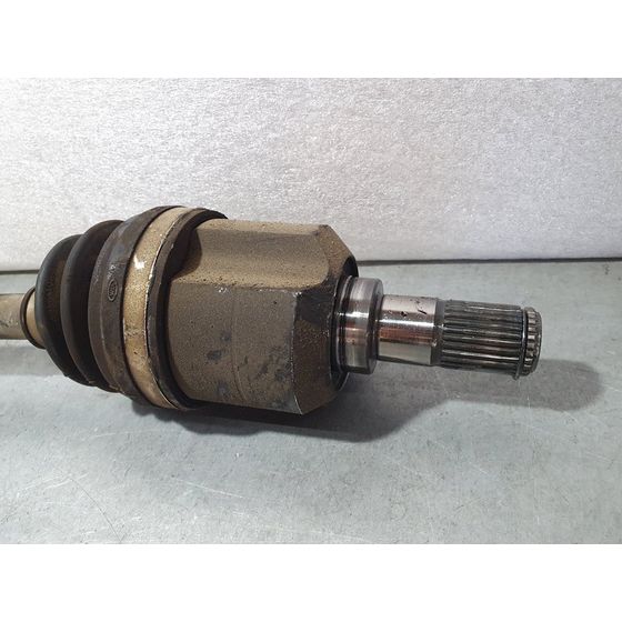 Transmision Delantera Izquierda Para Kia Sportage