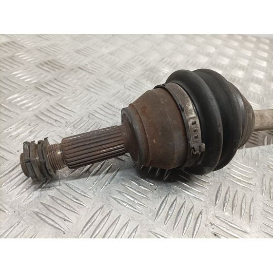 Transmision Delantera Izquierda Para Ford Fiesta