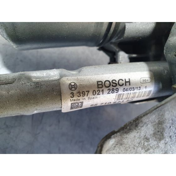 Motor Limpia Delantero Para Peugeot 3008